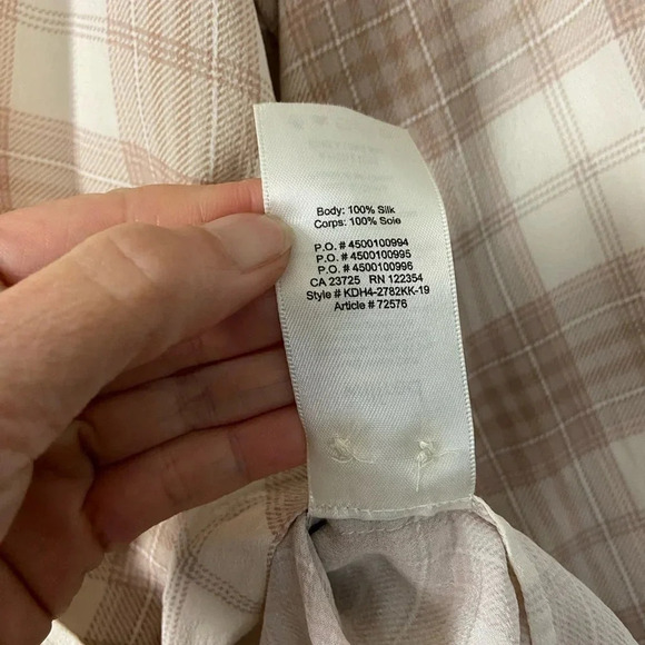 Wilfred Aritzia check print 100% silk “Alma” button oversized  blouse Sz M - Picture 10 of 13